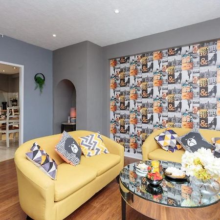 Gorgeous 3-Bed Flat, 15 Minutes To City Centre Edinburgh Kültér fotó