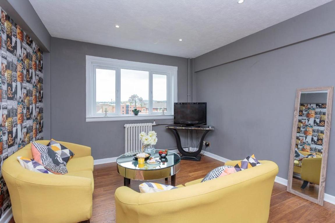 Gorgeous 3-Bed Flat, 15 Minutes To City Centre Edinburgh Kültér fotó