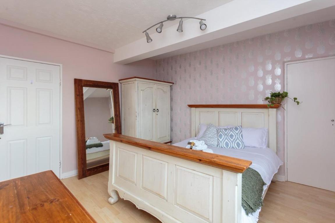 Gorgeous 3-Bed Flat, 15 Minutes To City Centre Edinburgh Kültér fotó