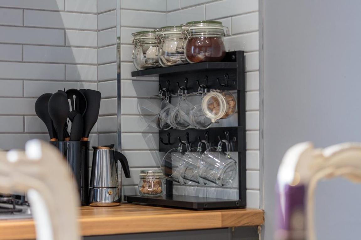 Gorgeous 3-Bed Flat, 15 Minutes To City Centre Edinburgh Kültér fotó
